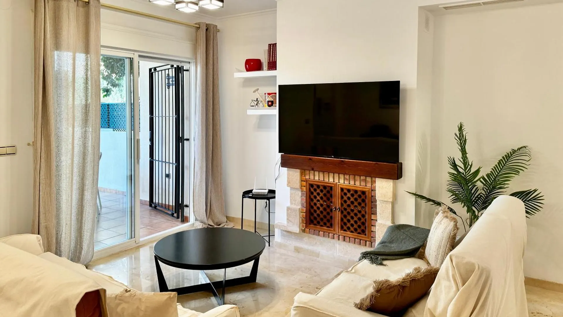 El Arenal Townhouse By The Beach With Swimming Pool Ii- Eaw Homes Marbella 0*,  Spain