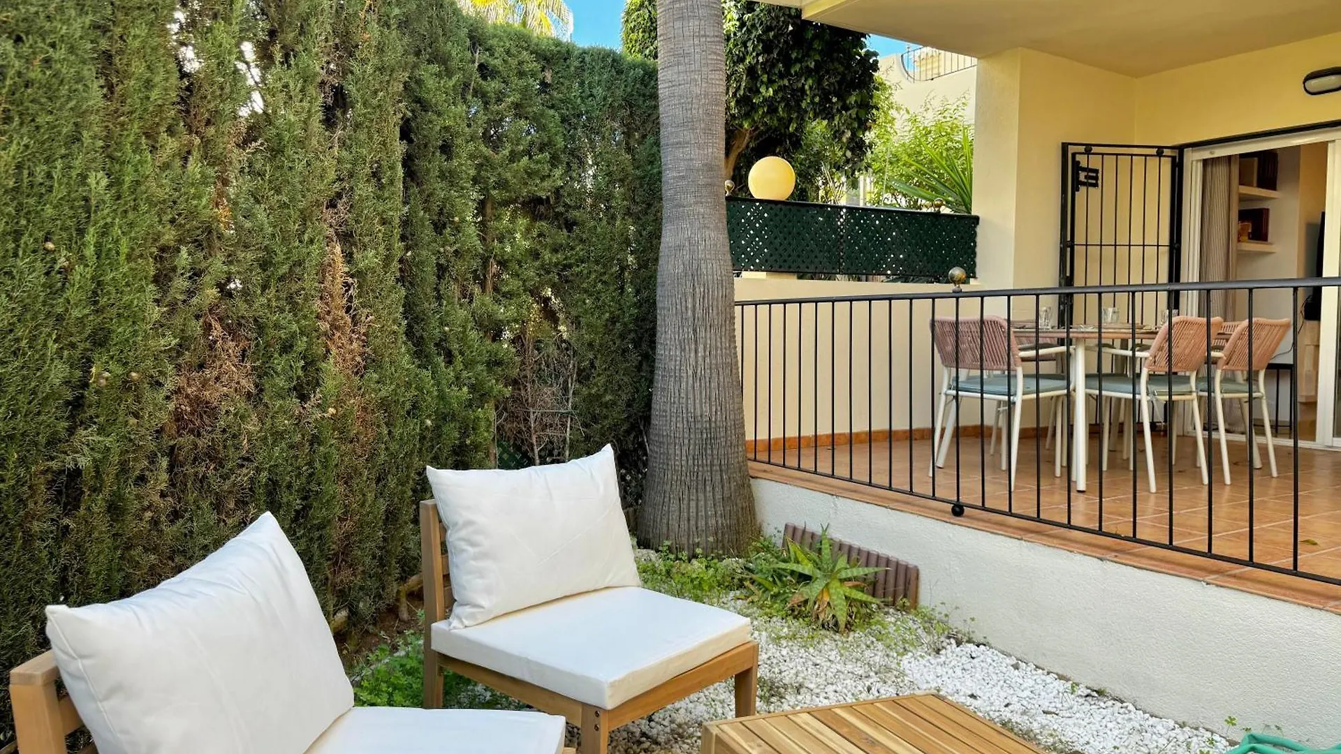El Arenal Townhouse By The Beach With Swimming Pool Ii- Eaw Homes Marbella Holiday home